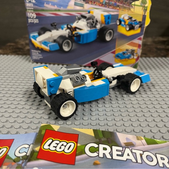 LEGO Creator 3-in-1:  Extreme Engines 31072 - Picture 4 of 8